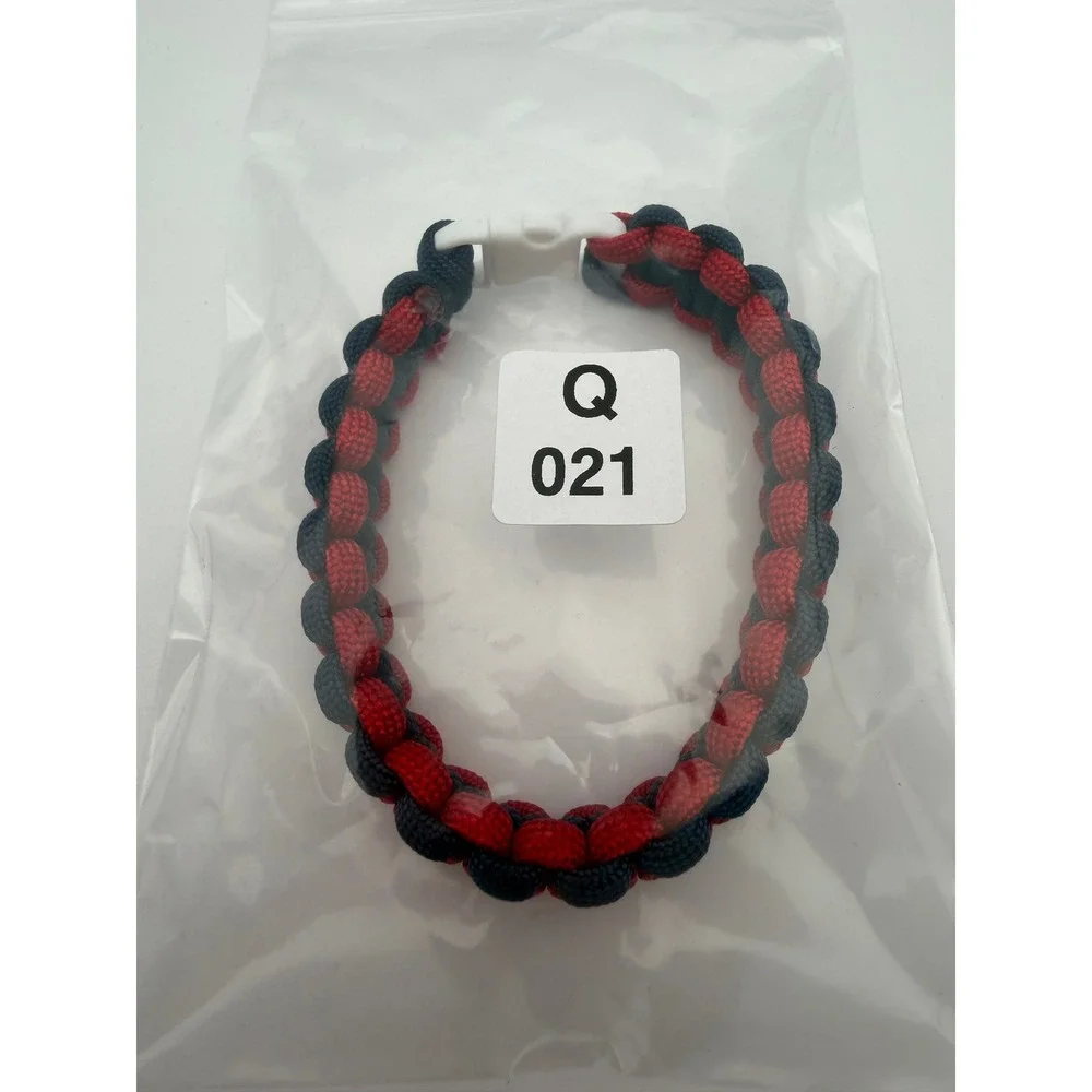 MLB St Louis Cardinals Paracord Survival Bracelet Red Navy Blue Logo Buckle Q021